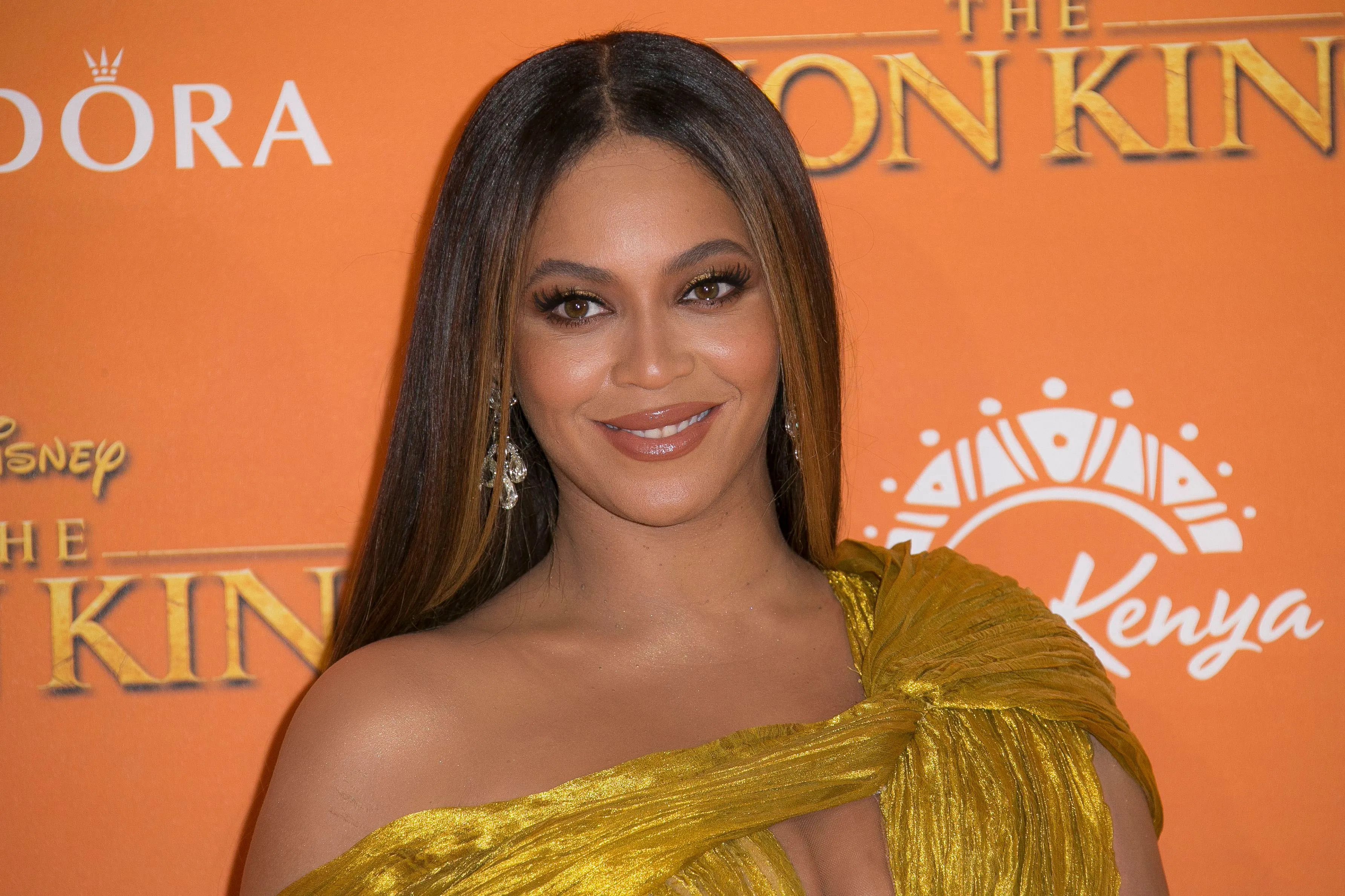 Beyonce-Lion-King-Red-Carpet