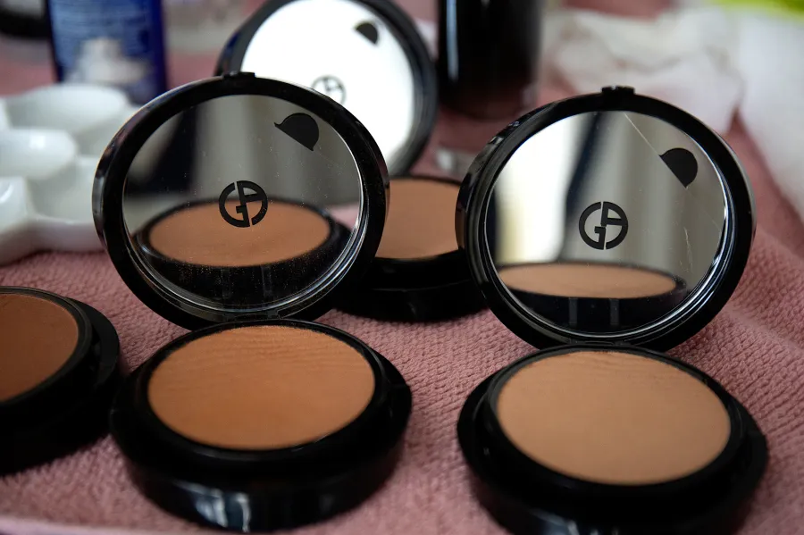 Billy Porter's Golden Globes 2020 Glam