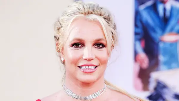 Britney Spears Posts Yoga Video Talks Keeping Things Bottled Up