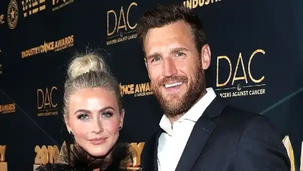 Brooks Laich Says His Happiness 8.5 Out 10 Amid Julianne Hough Issues