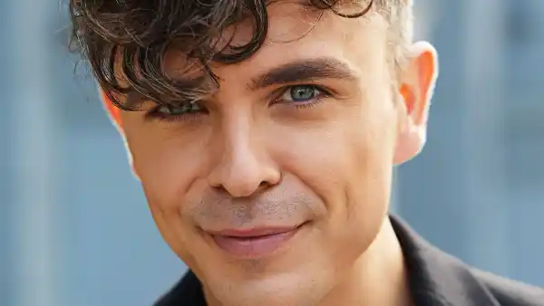 Brow Specialist Jared Bailey