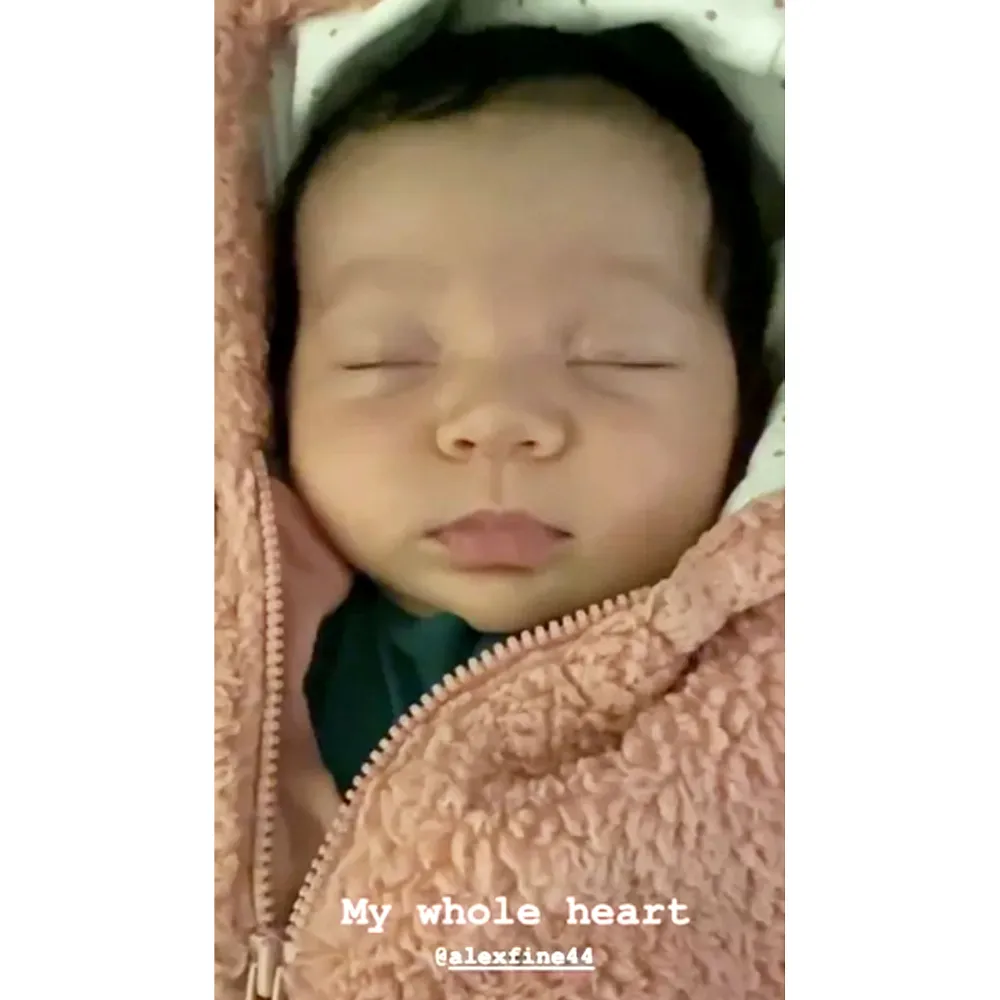 Cassie Shares 1st Photo of Her Alex Fine Daughter Frankie Face