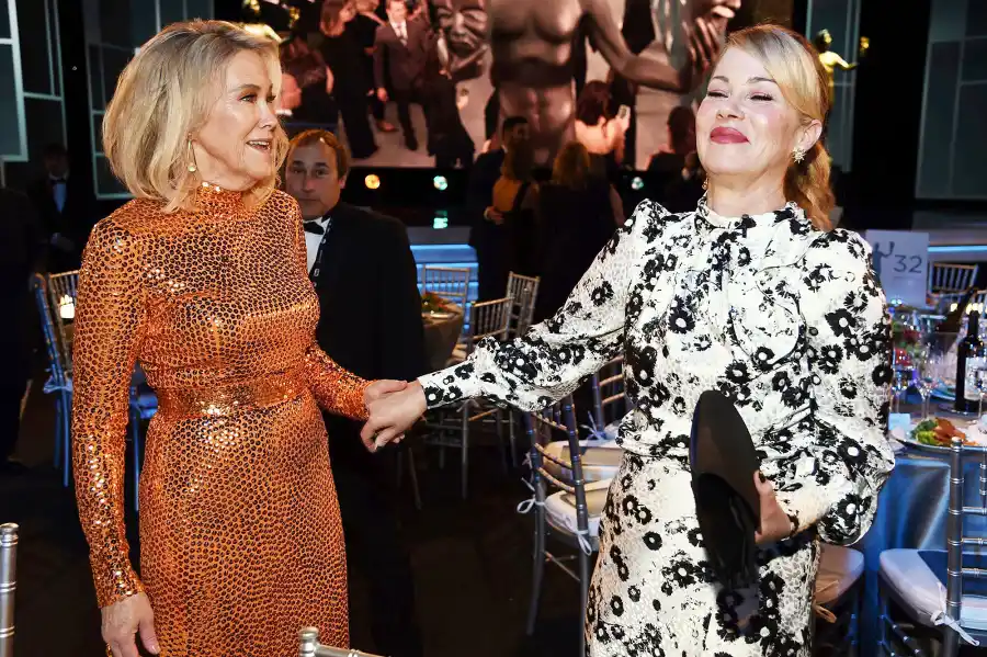 Catherine O'Hara and Christina Applegate Inside the SAG Awards 2020