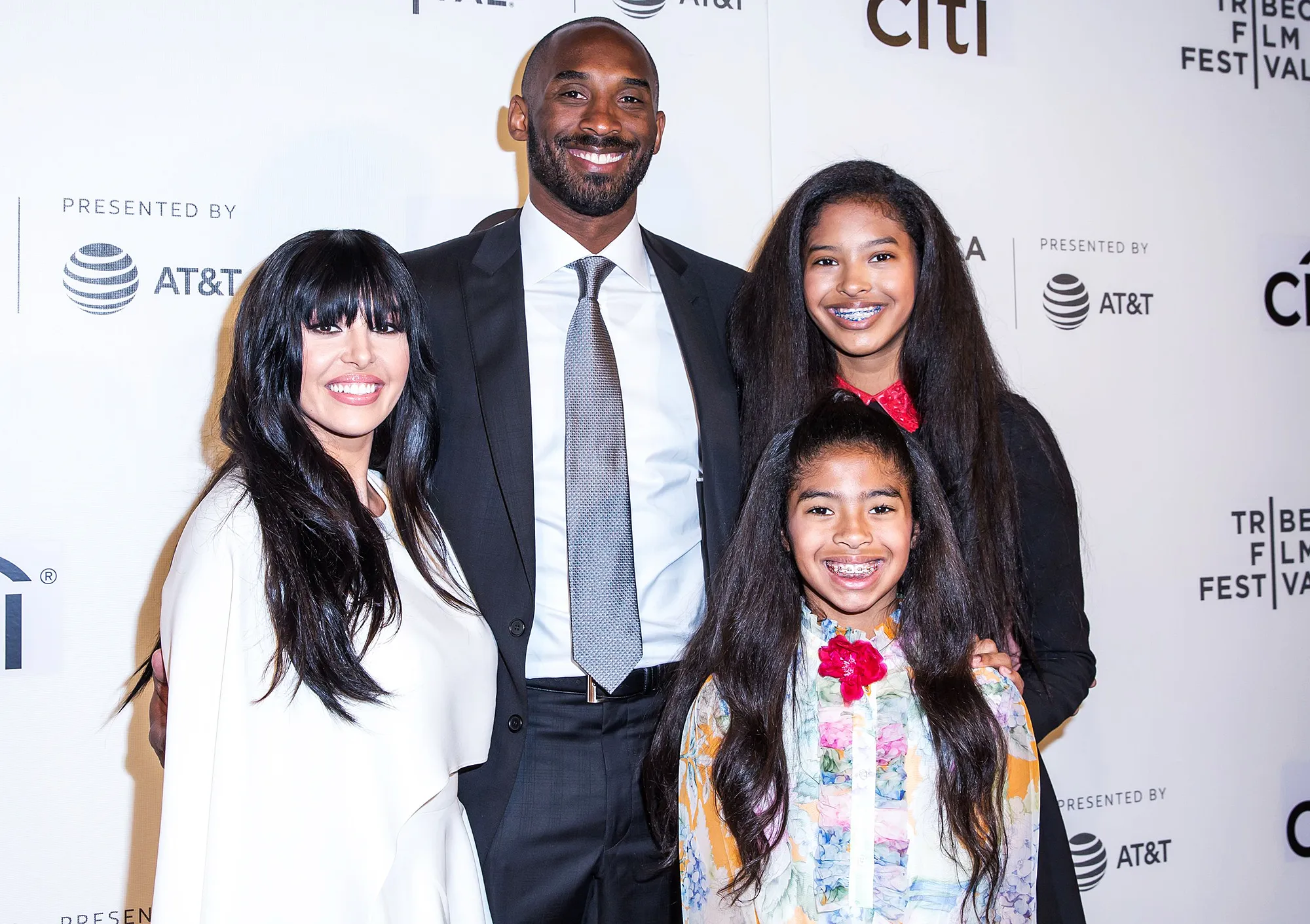 Celebs-Rally-Around-Vanessa-After-Her-Statement-on-Kobe-and-Gianna’s-Deaths