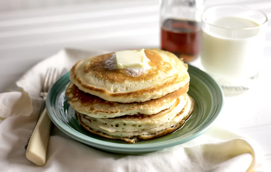 Classic-Buttermilk-Pancakes