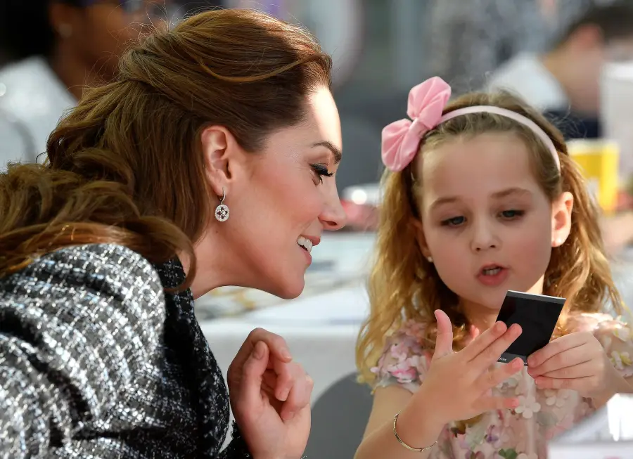 Duchess Kate Middleton Gets Crafty at Children’s Hospital