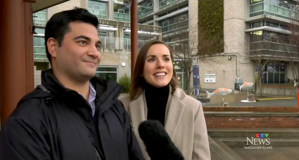 Duchess-Meghan-and-Prince-Harry-Were-&lsquo;Happy-and-Relaxed&rsquo;-Helping-Bystander-With-Selfie-Stick