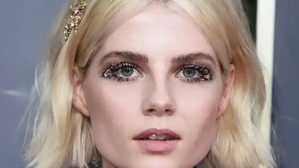 Golden Globes 2020 Makeup - Lucy Boynton