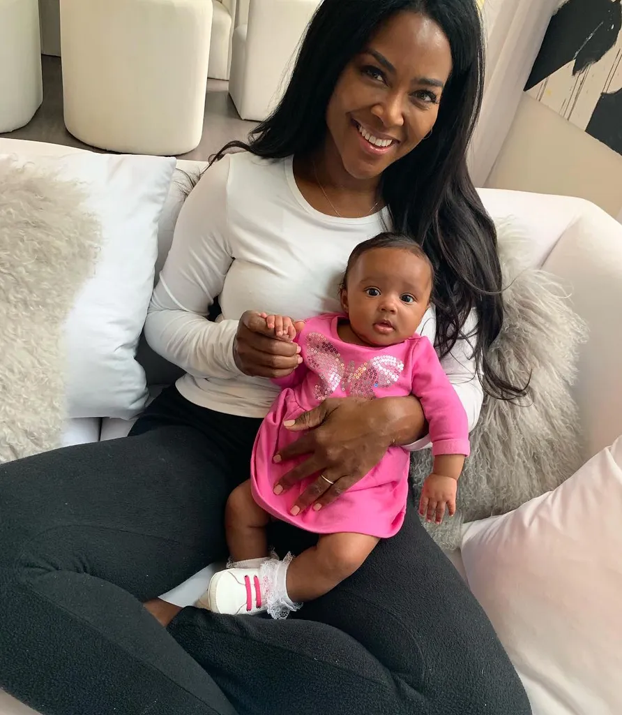 How-Kenya-Moore-Balances-Her-Career-With-Daughter-Brooklyn
