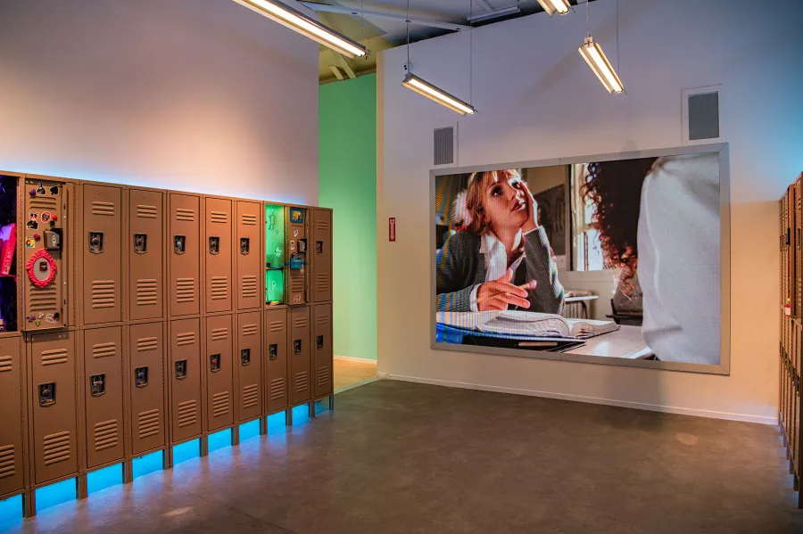 Inside-the-Britney-Spears-The-Zone-Pop-Up-Experience