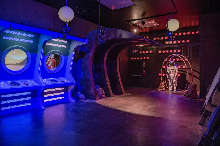 Inside-the-Britney-Spears-The-Zone-Pop-Up-Experience