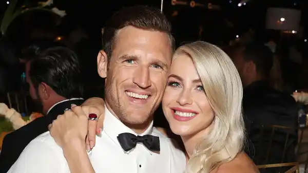 Julianne Hough and Brooks Laich attend the Creative Arts Emmy Awards Julianne Hough and Brooks Laich Reunite Amid Split Rumors