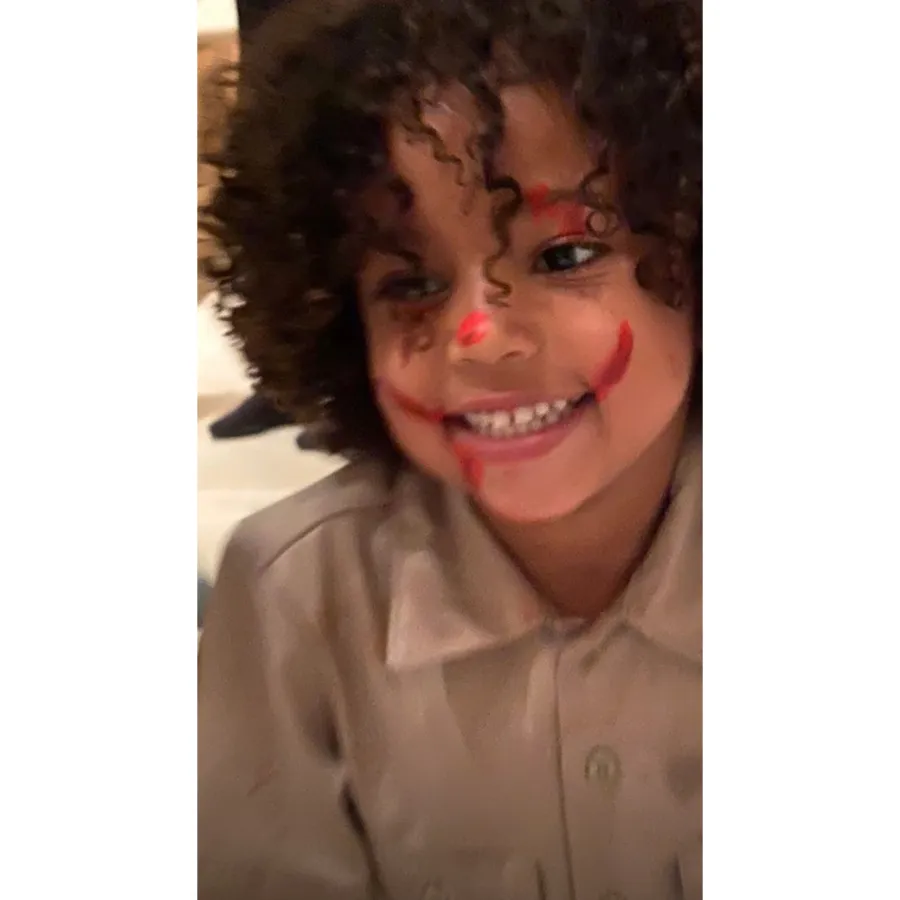 Kim-Kardashian’s-Daughter-North-Puts-Clown-Makeup-on-Siblings