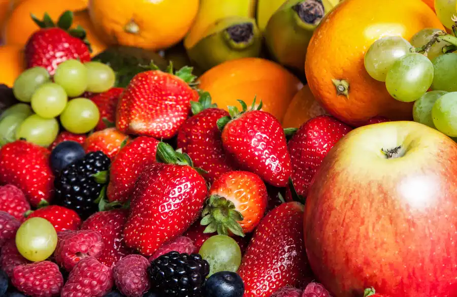 These Kourtney Kardashian-Approved Foods Will Help You Kick-Start a Detox