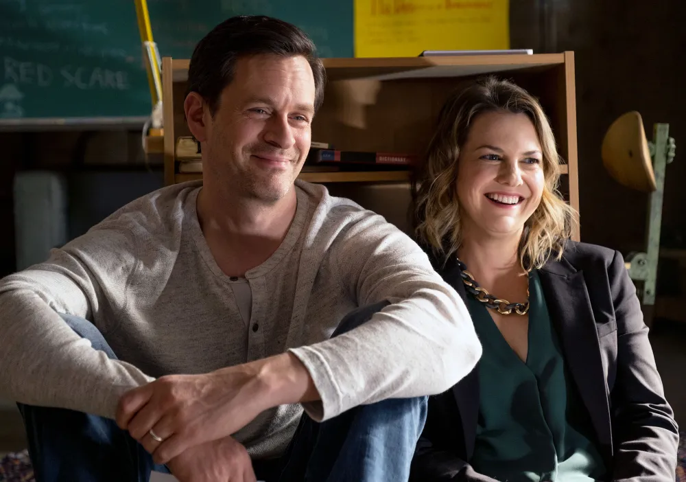 Larisa Oleynik: What's In My Bag?