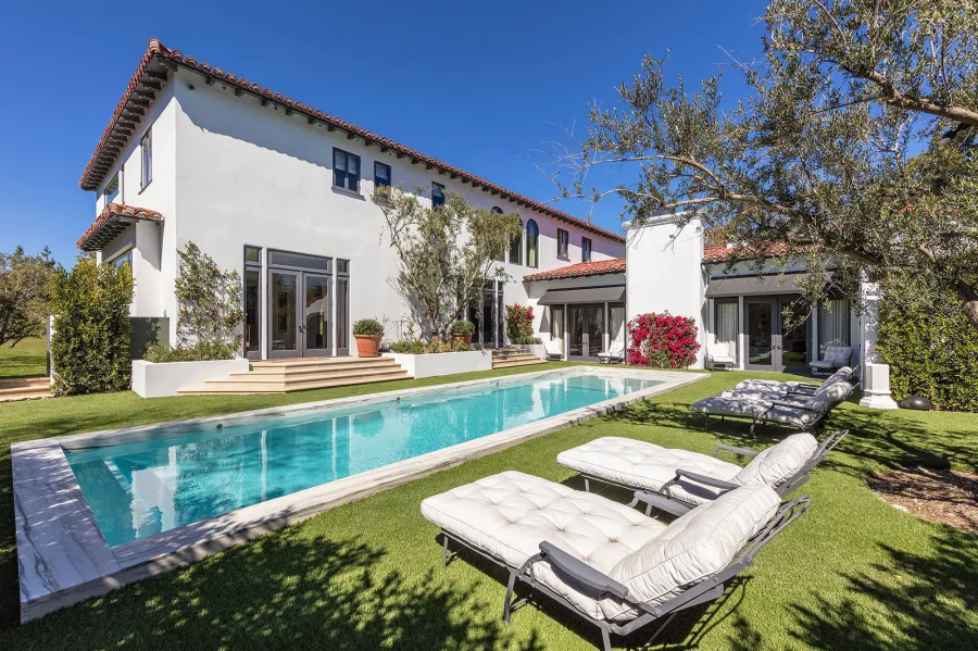 Lori Loughlin and Mossimo Giannulli Put Their 28M House on the Market