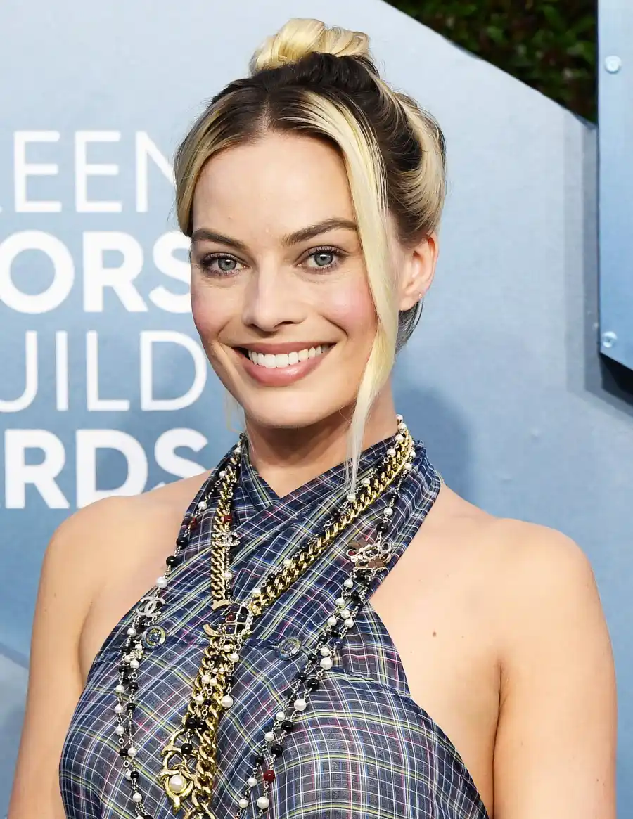 Margot Robbie Hottest Hair and Makeup at SAG Awards 2020