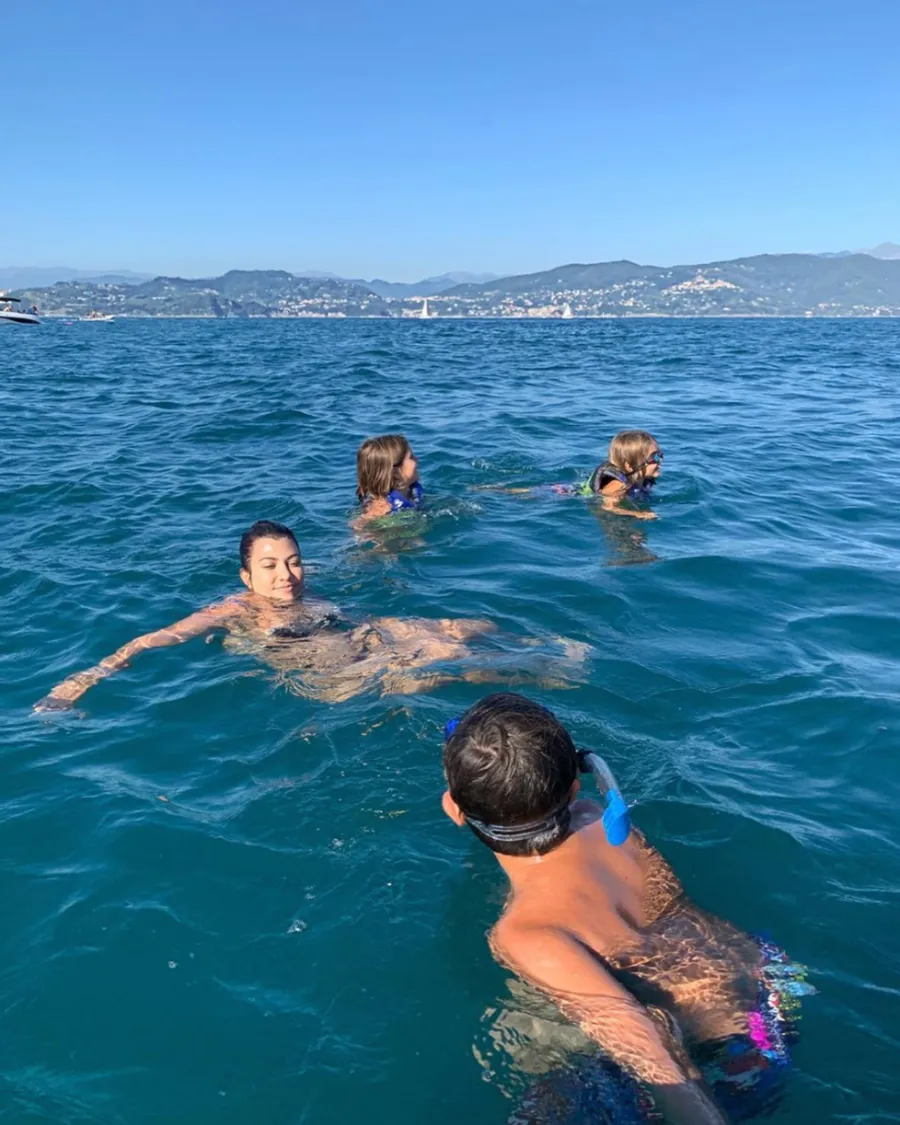 Mason-Kourtney-Kardashian-snorkeling