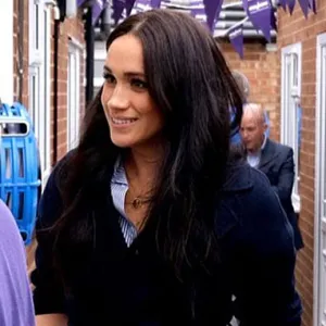 Meghan Markle Wears $400 Coat