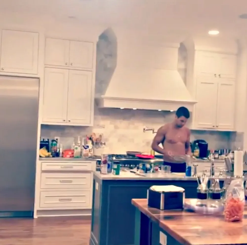 Miranda Lambert Shares Shirtless Video of Husband Brendan McLoughlin Before Heading Out on Tour