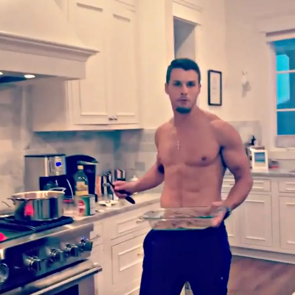 Miranda Lambert Shares Shirtless Video of Husband Brendan McLoughlin Before Heading Out on Tour