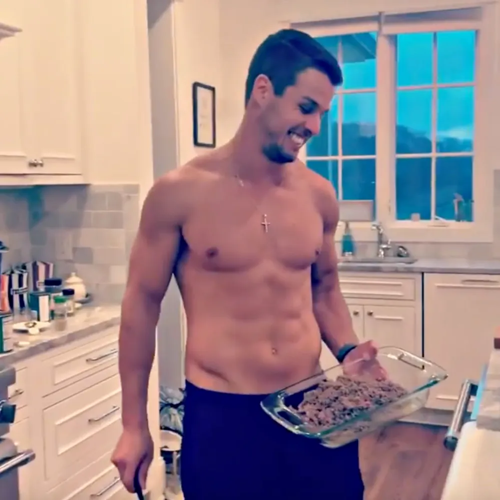 Miranda Lambert Shares Shirtless Video of Husband Brendan McLoughlin Before Heading Out on Tour