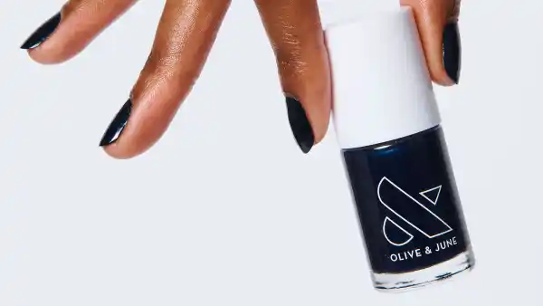 Get Tressed With Us - Nail Art