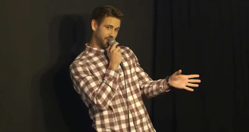 Nick Viall Skit With David Spade and Courteney Cox Help