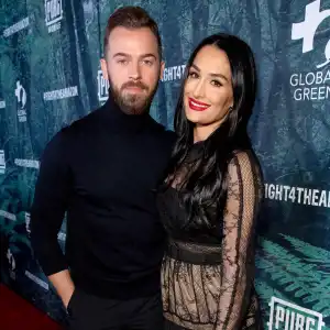 Nikki-Bella’s-Not-Wearing-Her-Engagement-Ring-From-Fiance-Artem-Chigvintsev-2