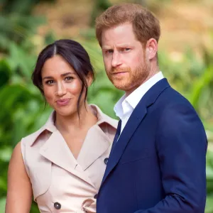 Prince Harry and Duchess Meghan Reportedly Flew Their Two Dogs to Canada Ahead of Step-Back Announcement