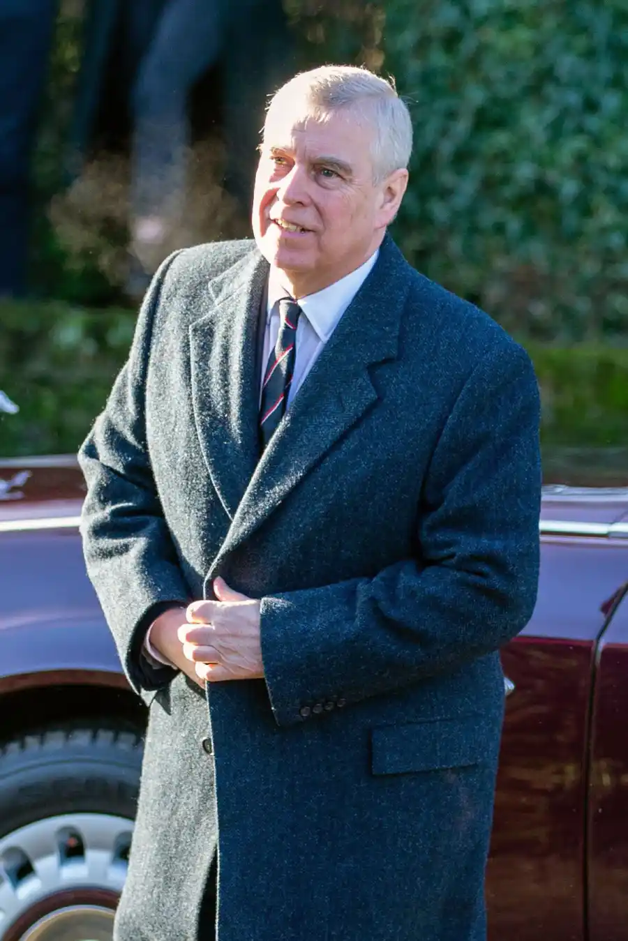 Queen Attends 1st Sunday Service Since Harry and Meghan’s Official Royal Exit