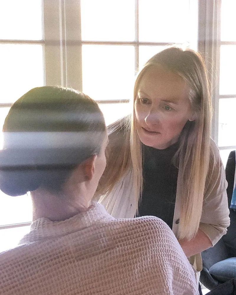 Rooney Mara Stars Getting Ready Golden Globes 2020