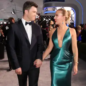 Scarlett Johansson Arrives With Colin Jost After Violent Illness SAG Awards 2020