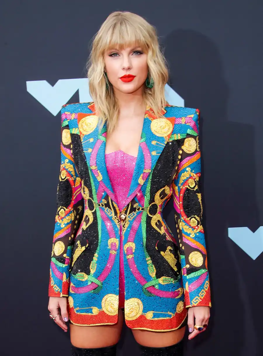 Taylor Swift Reveals Her Mother Was Diagnosed With a Brain Tumor Amid Breast Cancer Battle