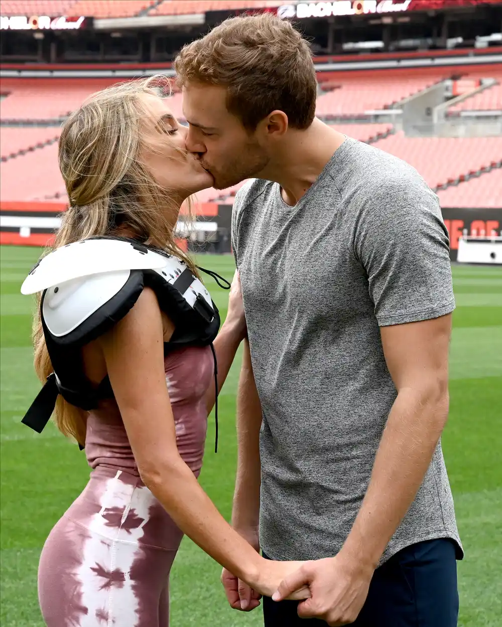 VICTORIA-P.-PETER-WEBER