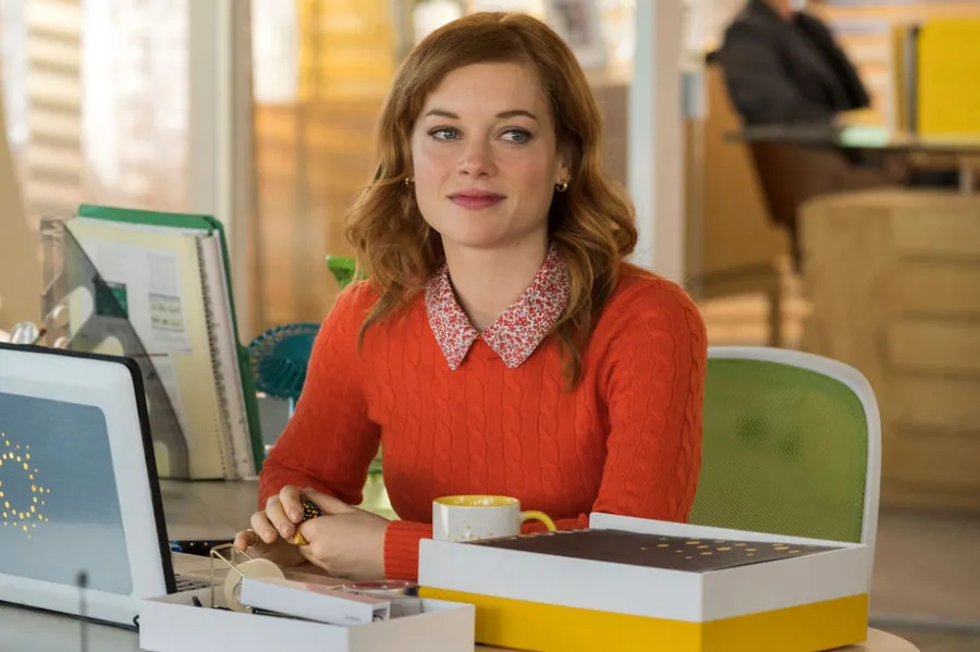 Zoey's Extraordinary Playlist Winter TV to Chill Out With