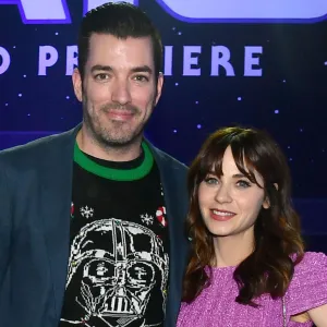 Zooey Deschanel Celebrates Her Birthday With Jonathan Scott at '80s-Themed Party-06