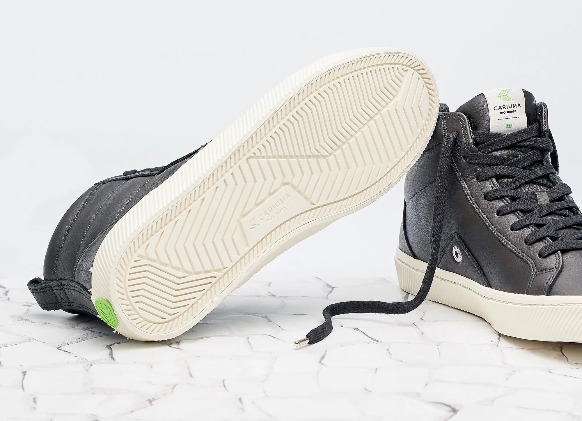 Catiba High Black Premium Leather