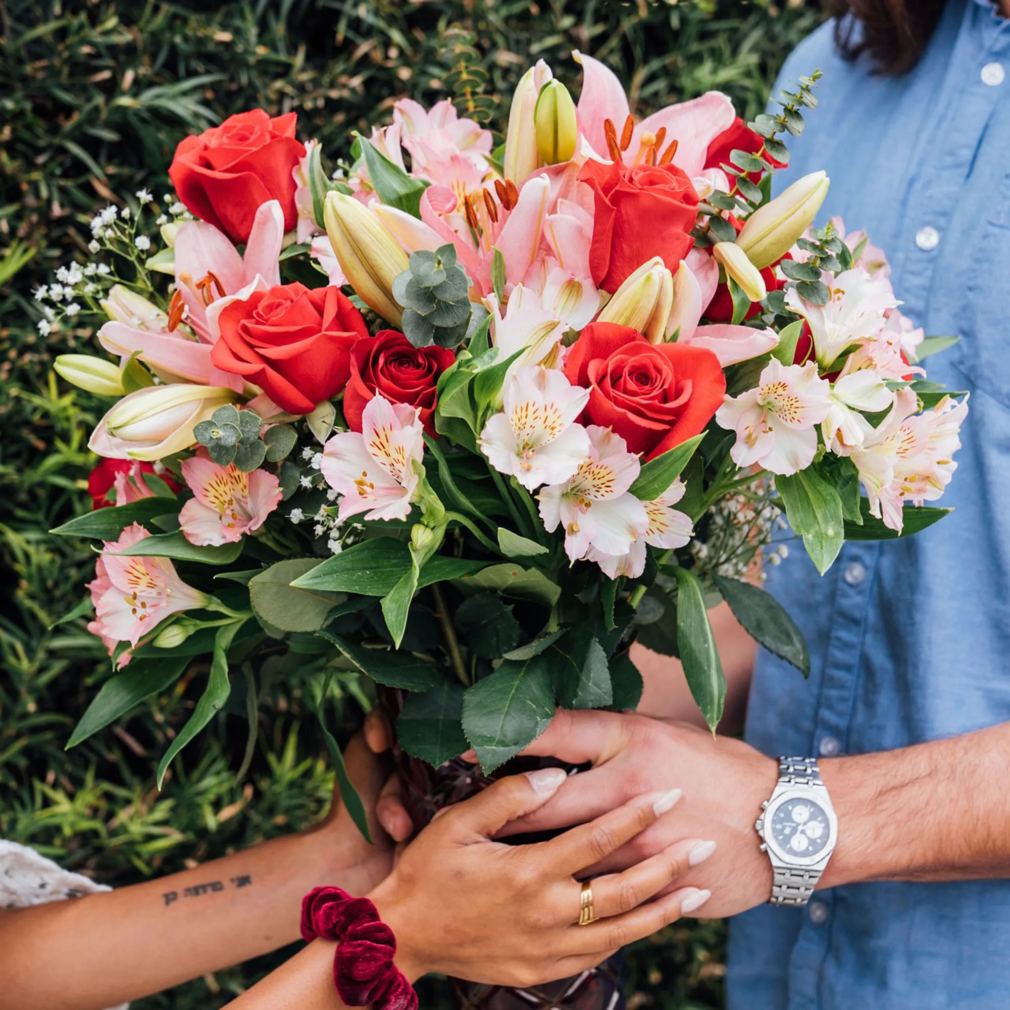 1-800-flowers-bouquet