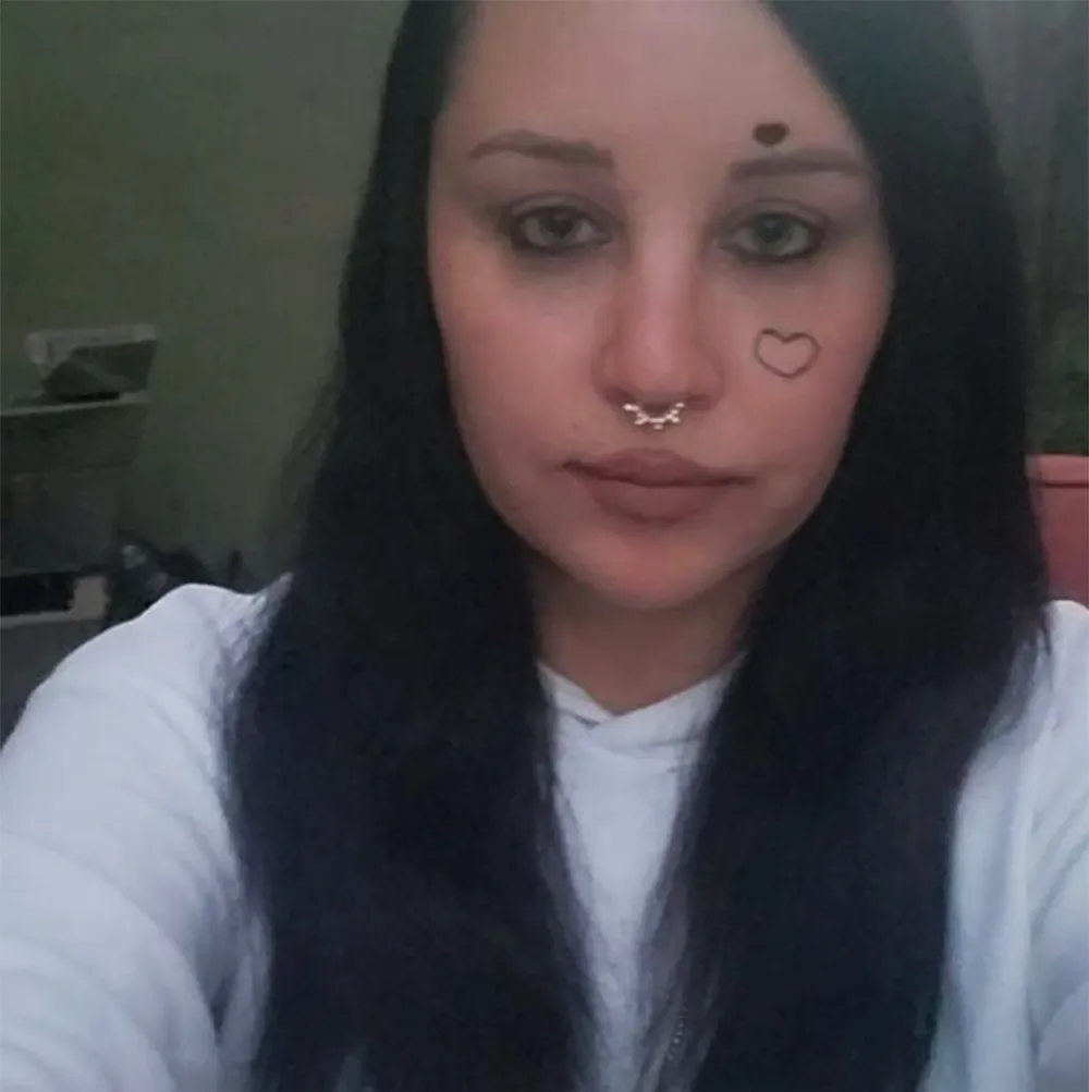 Amanda-Bynes-Teases-Clothing-Line-in-Rare-Video-Amid-Engagement-News-2