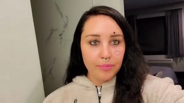 Amanda Bynes’ Mom Believes She Needs to Remain in a Controlled Environment