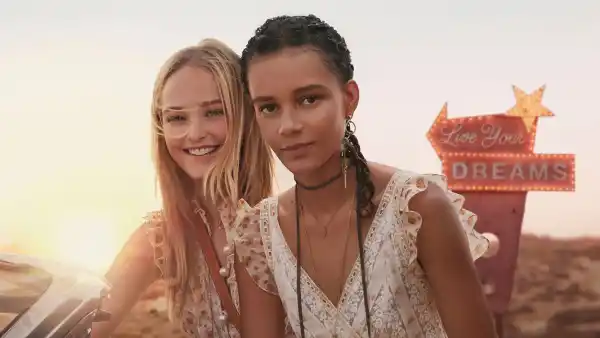 Models Binx Walton and Jean Campbell Reveal Scent and Beauty Secrets