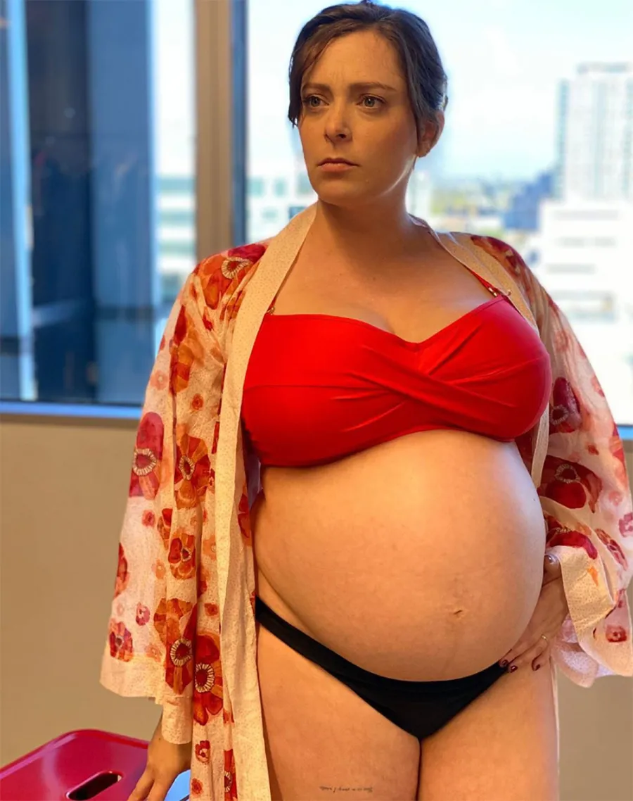 Celeb Bikini Baby Bumps - Rachel Bloom