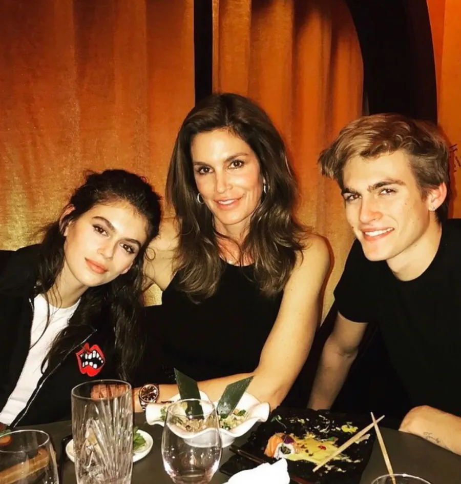 Cindy-Crawford-and-Rande-Gerber's-Family-Album-With-Kaia-and-Presley