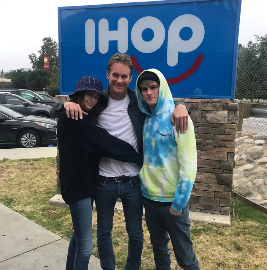 Cindy-Crawford-and-Rande-Gerber's-Family-Album-With-Kaia-and-Presley