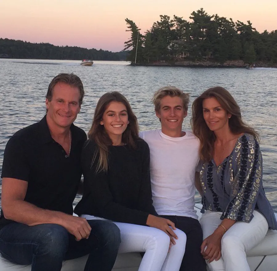Cindy-Crawford-and-Rande-Gerber's-Family-Album-With-Kaia-and-Presley