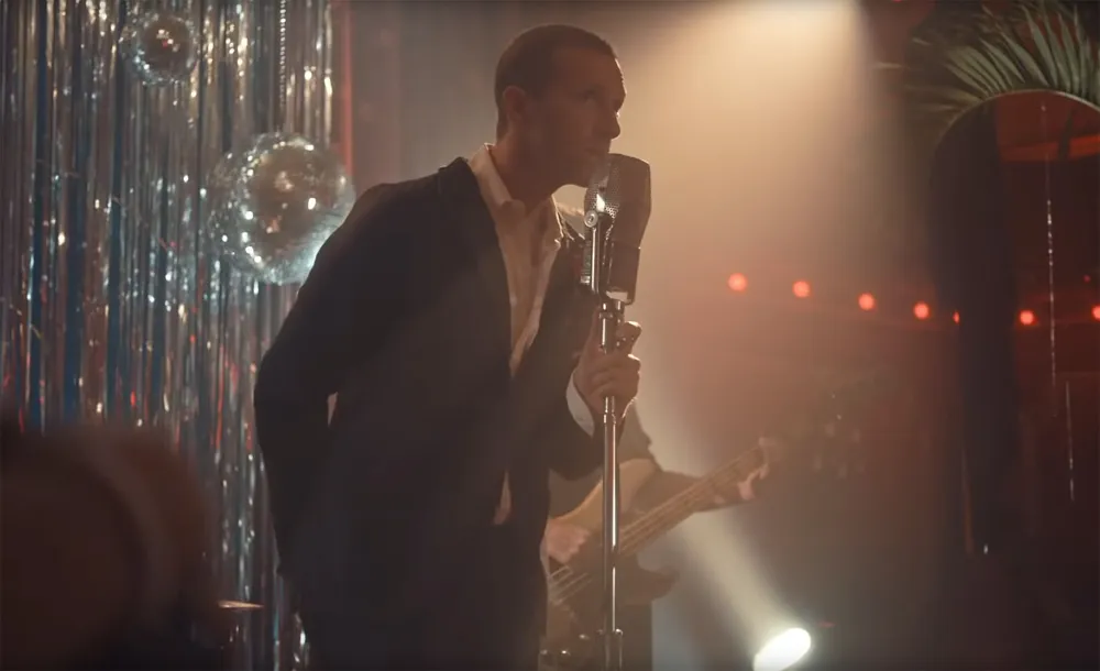 Coldplay-Debuts-&lsquo;Cry-Cry-Cry&rsquo;-Music-Video-&mdash;-Directed-by-Chris-Martin&rsquo;s-Girlfriend-Dakota-Johnson-p