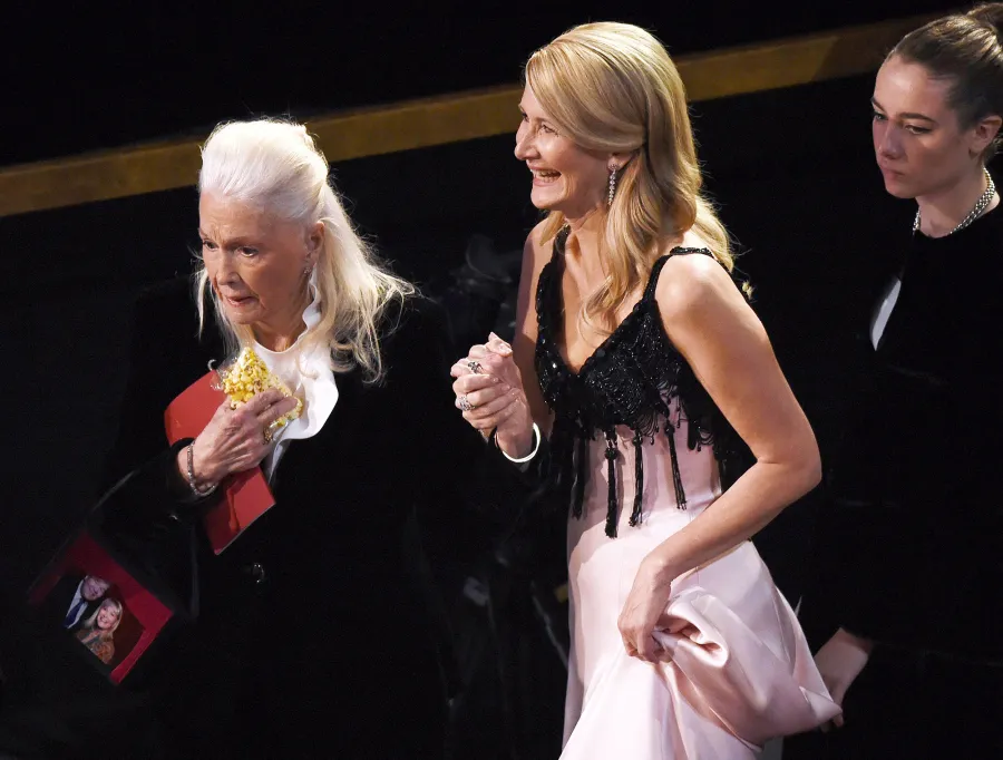 Diane Ladd and Laura Dern Unseen Moments at Oscars 2020