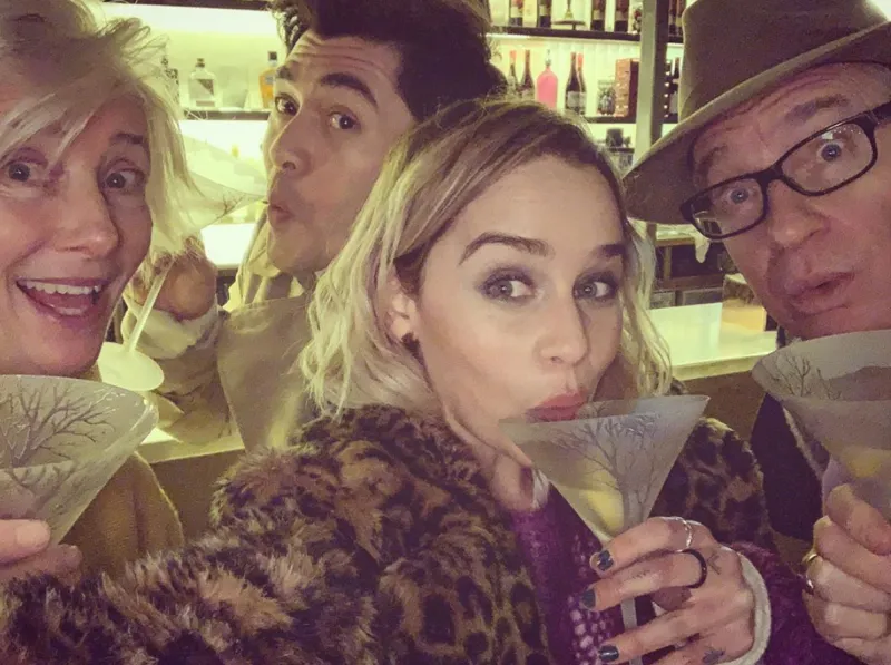 Emilia-Clarke-snacking-on-set