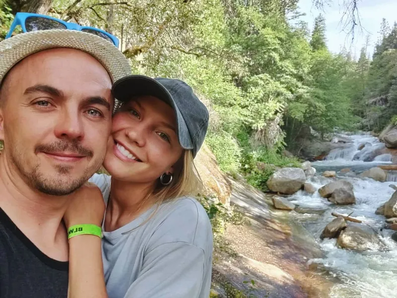 Frankie Muniz Weds Longtime Girlfriend Paige Price
